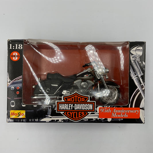 Harley Davidson 95th Anniversary 1:18 Die Cast Model Replica Series 3 in Original Box