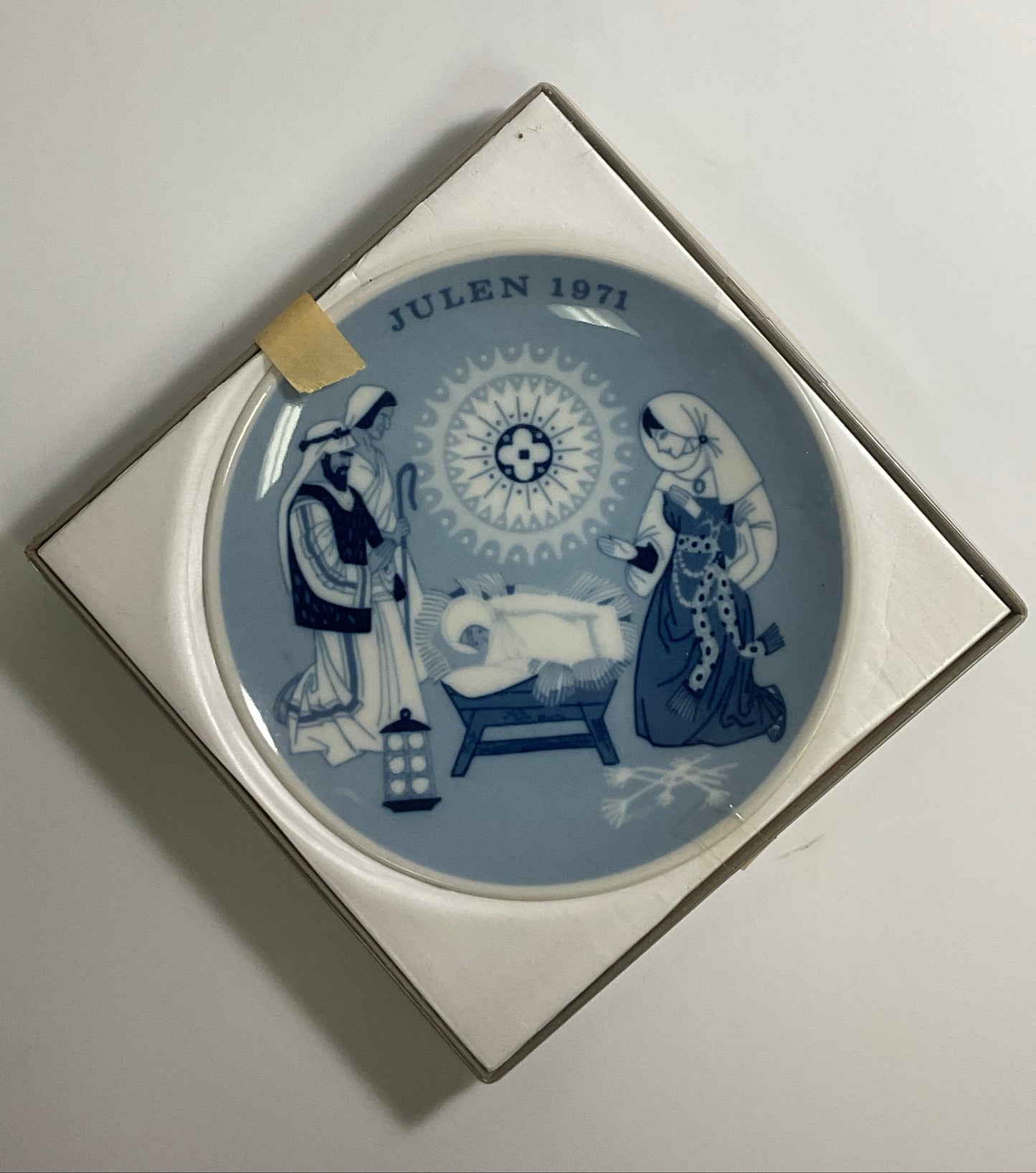 Julen Porsgrund Vintage 1971 A Child Is Born Plate With Original Box