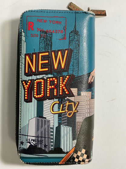 Nicole Lee WALLET