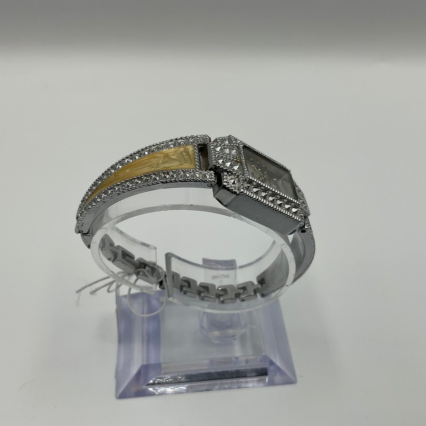 JW Brand Ladies Bracelet Watch New Battery
