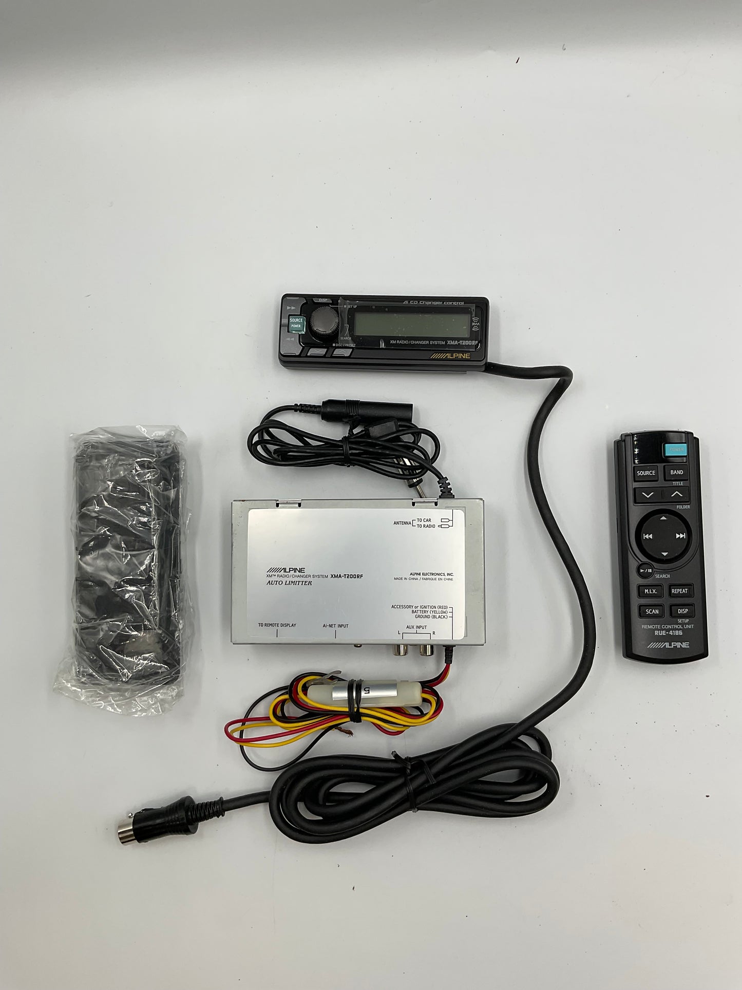NOT TESTED - Alpine XMA-T200RF XM Radio w/Charger System