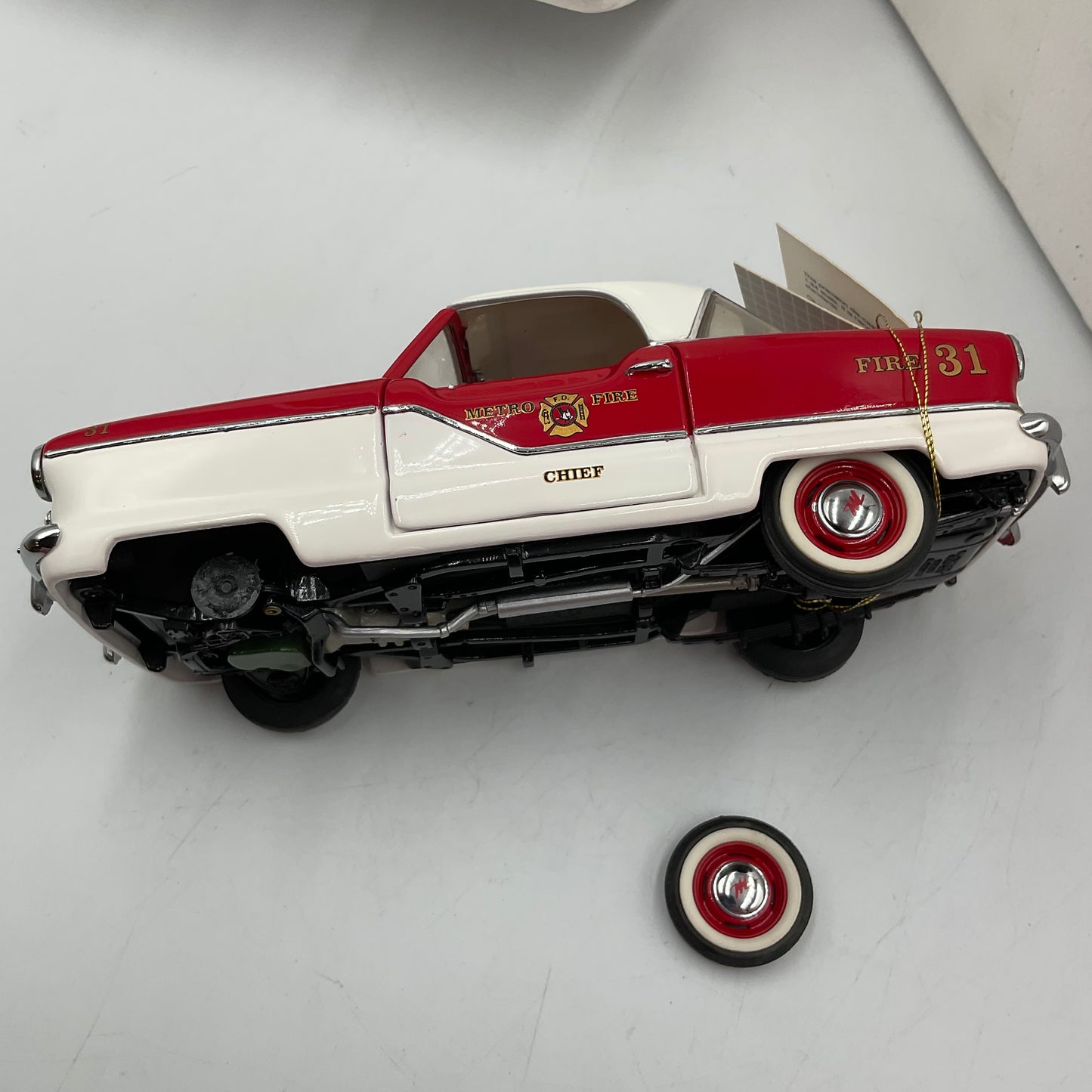 Ready JB Gearbox Toys 1956 Ford Thunderbird Die-Cast Replica See Photos