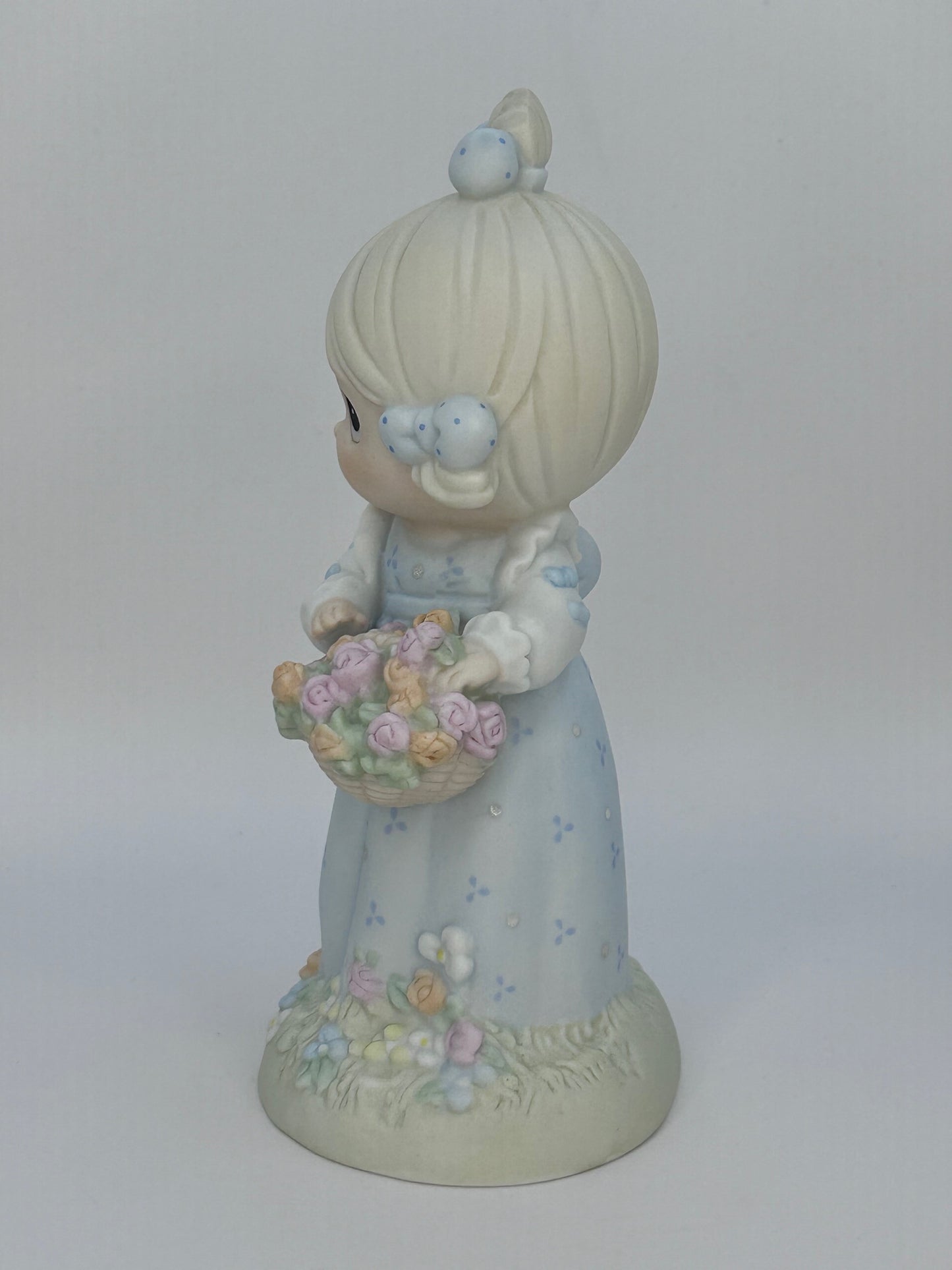 Precious Moments Vintage 1994 Take Time To Smell The Flowers Figurine Orig Box