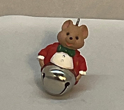 Hallmark Keepsake 2001 Christmas Bells #7 Miniature Ornament