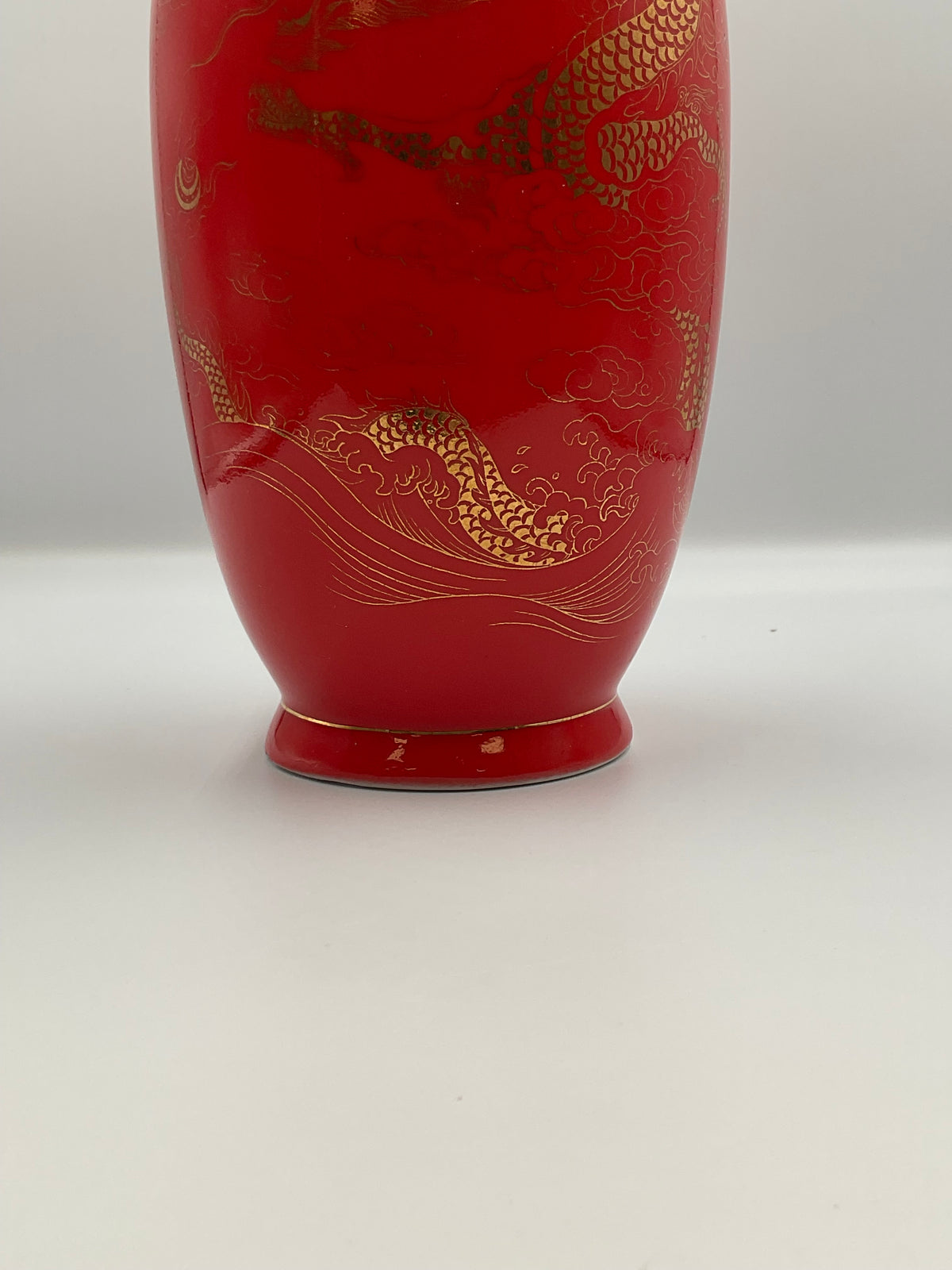 Dragon Vase Gold Gilded Red Glaze Shangcheng Reikin Tai Hwa Pottery