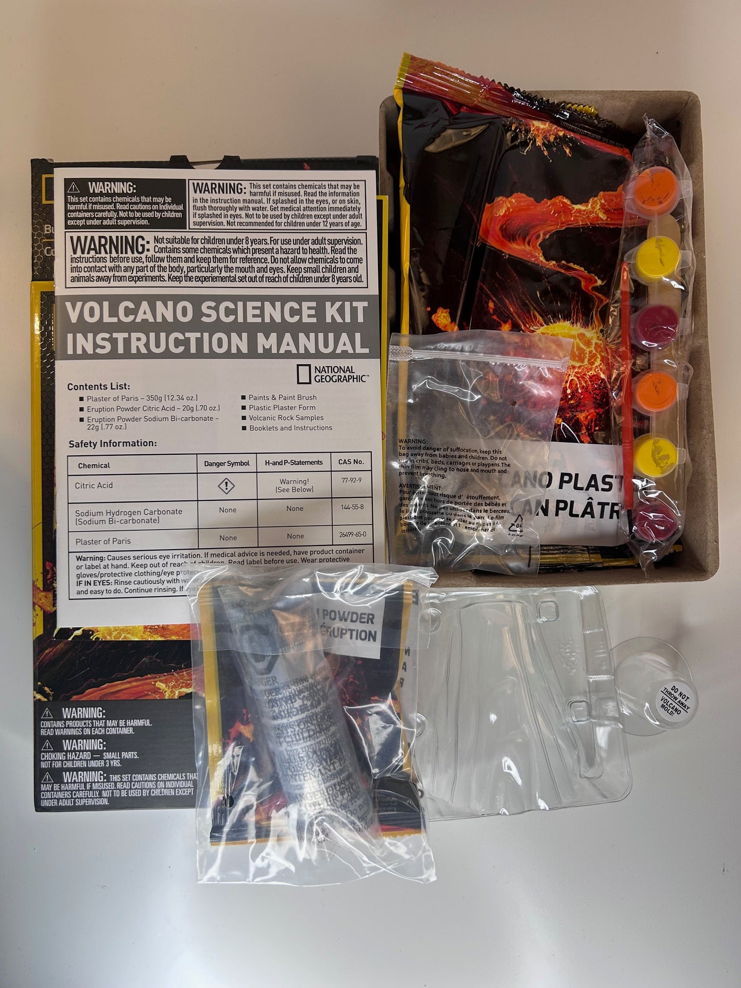National Geographic Build Your Own Volcano Science Kit STEM Toy Kit for Children New in Box