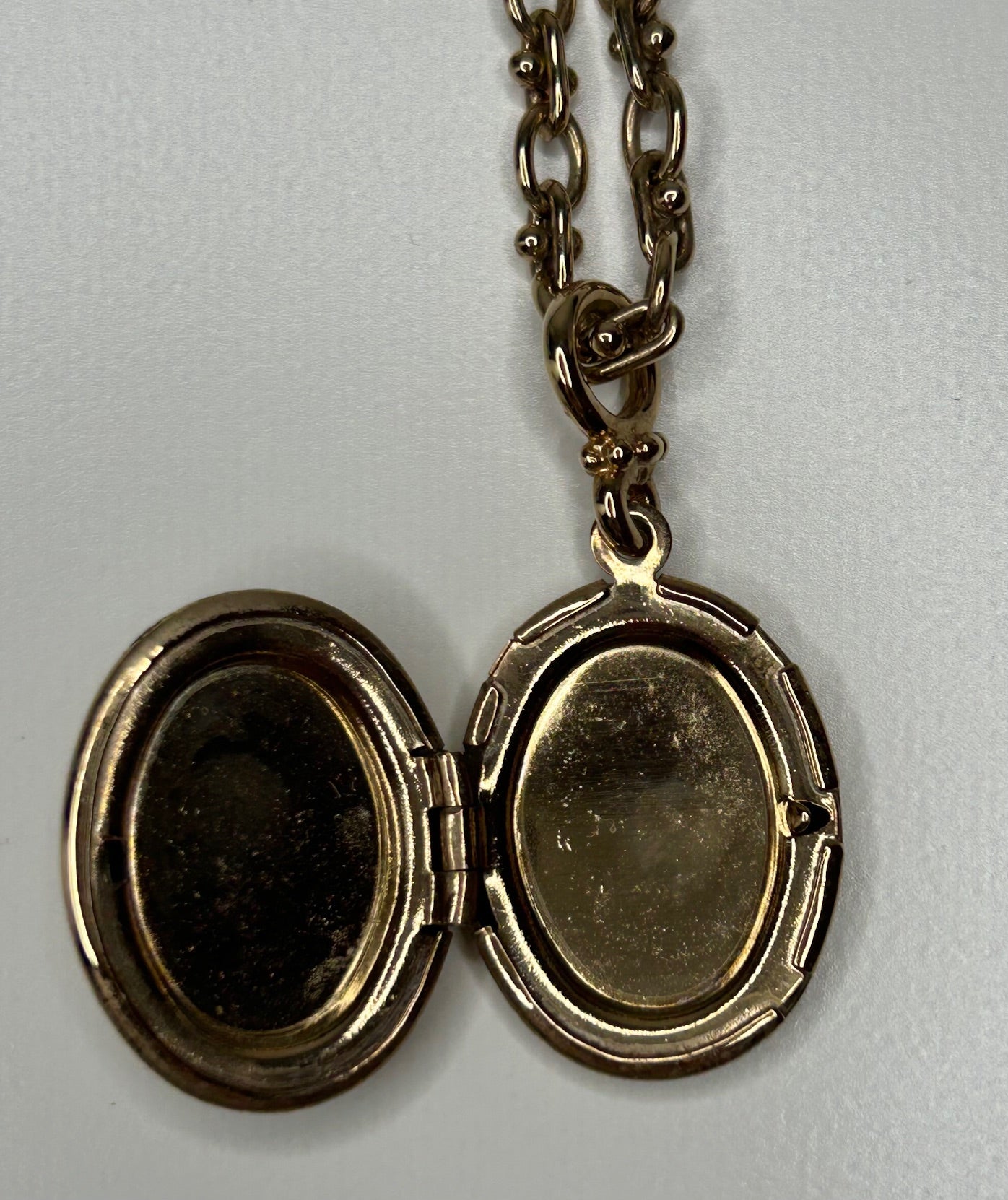 Lauren Conrad Mother of Pearl Mosaic Locket Necklace 19"