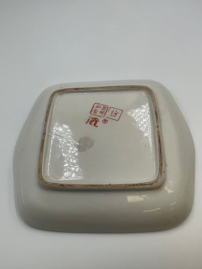 Chinese Famille Rose "Millefleur" (Thousand Flowers) porcelain catchall / vanity tray