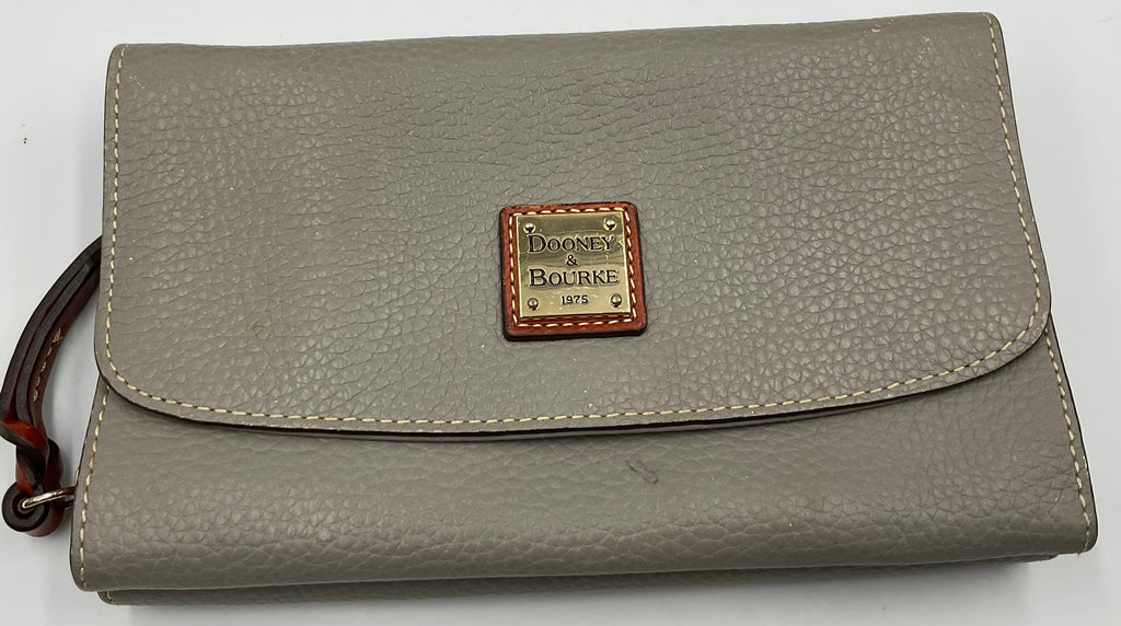 Dooney & Bourke Pebble Grain Continental Clutch Wallet Gray Taupe