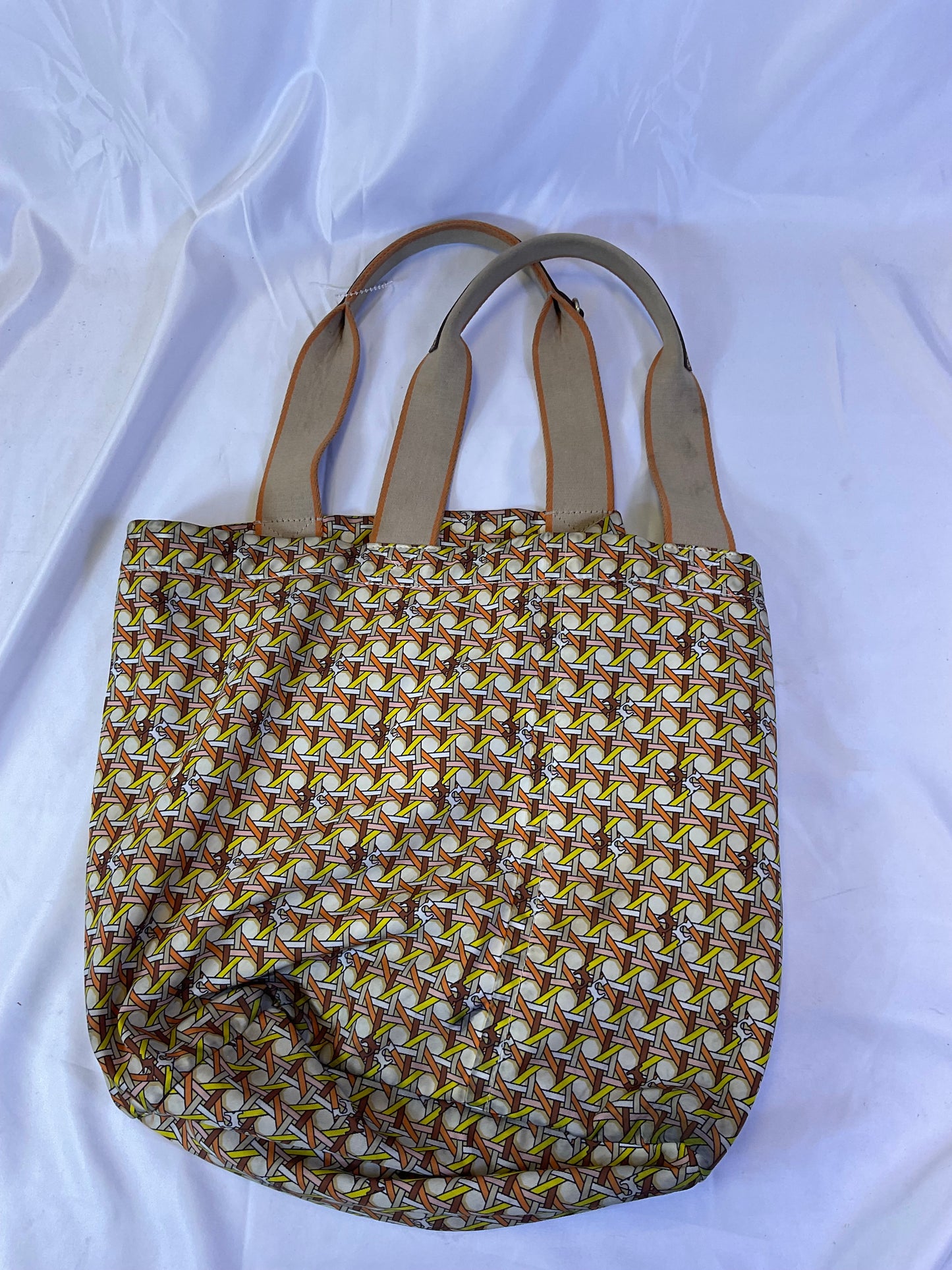 Tory Burch Basket Weave Printed Small Tote Bag Buttermilk Basketweave Color