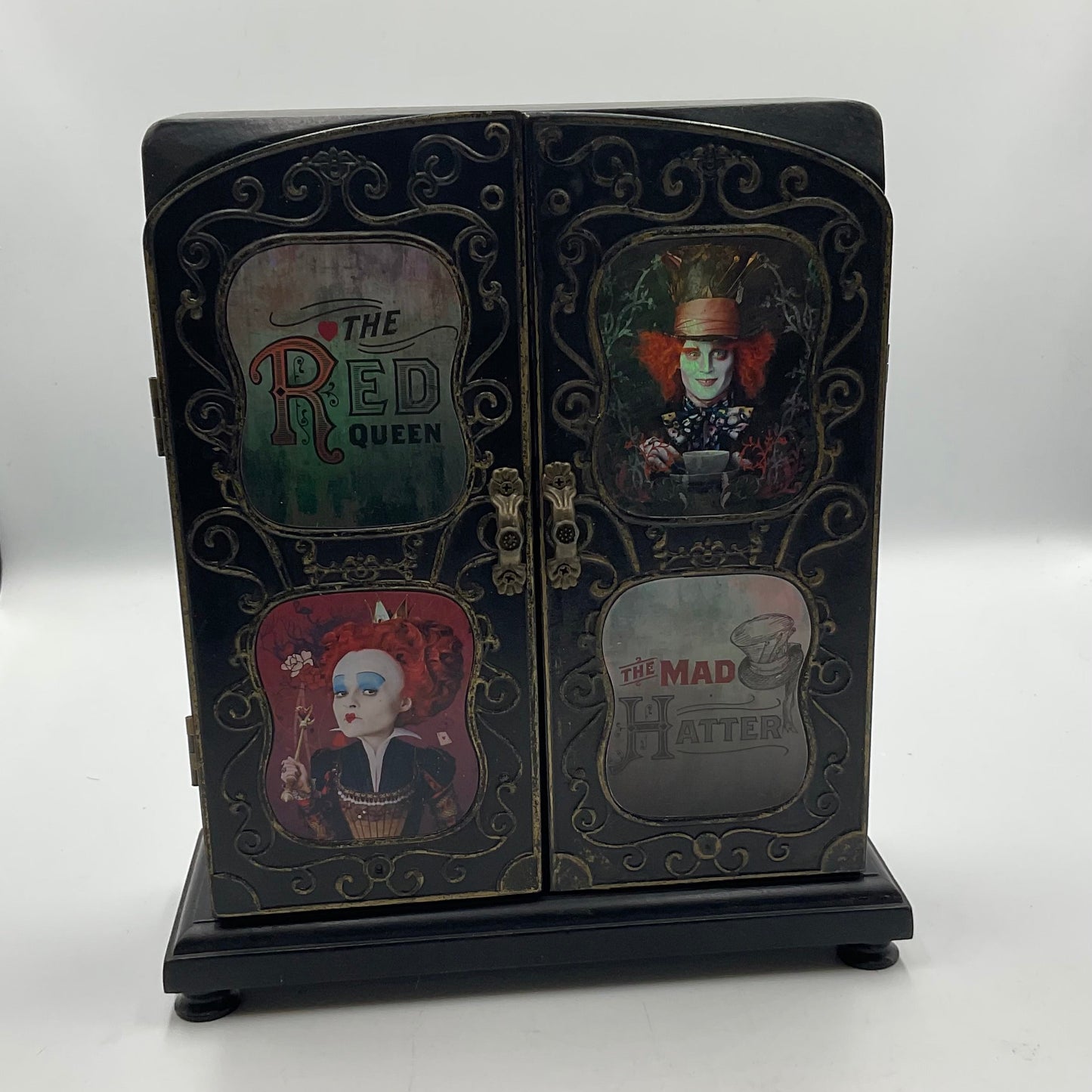 Disney Alice in Wonderland Mad Hatter & Red Queen Jewelry Armoire