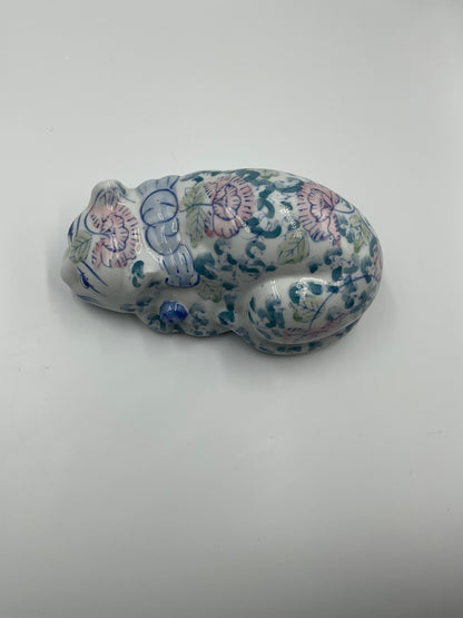 Vintage porcelain cat figurine