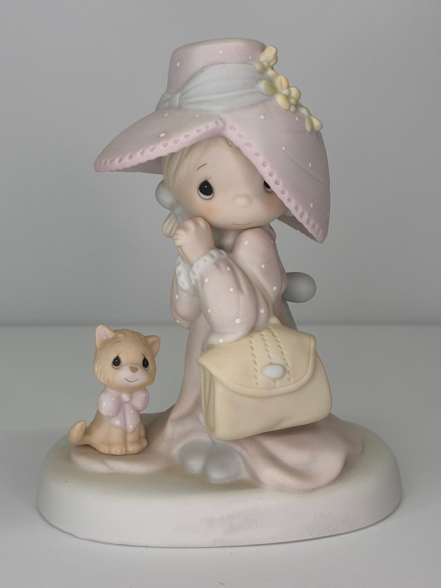 Precious Moments Vintage 1983 To a Very Special Mom Hand Painted Porcelain Collectible Figurine Original Box