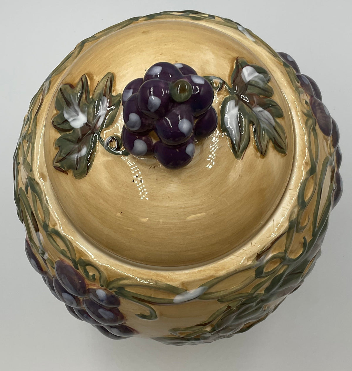 Noble Excellence Meritage Grape Vine Ceramic Covered Canister Jar