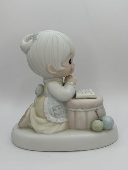 Precious Moments Vintage 1986 Members Only Figurine Grandma's Prayer Original Box Mint