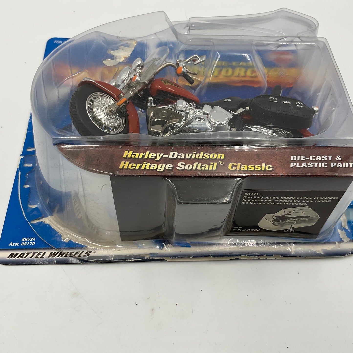 Hot Wheels Harley Davidson 1:18 Die-Cast Model Heritage Softail Classic New