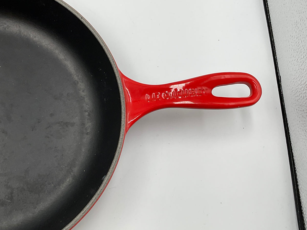 Le Creuset Cast Iron Skillet Cerise Red 10.25" Signature Enameled