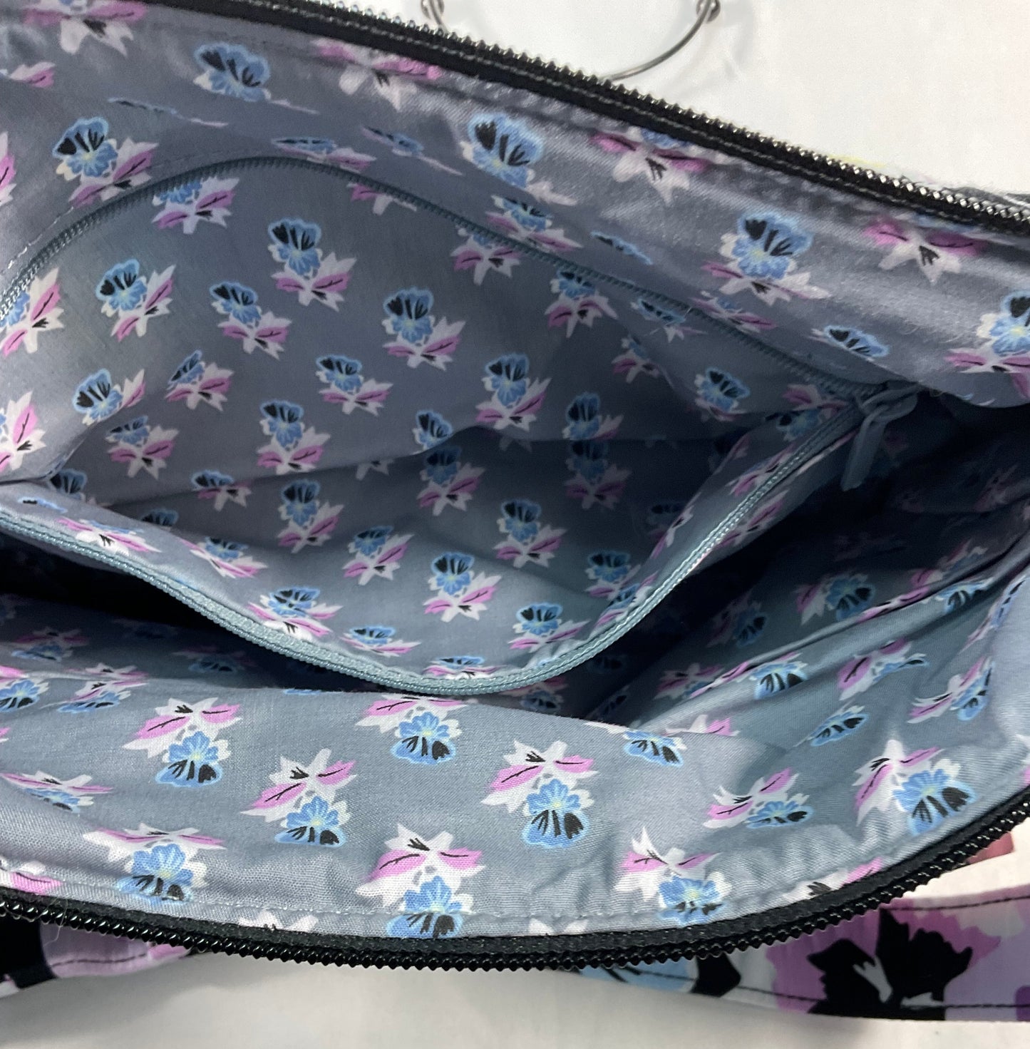 Vera Bradley Plum Pansies On the Go Crossbody Cotton Purse New with Tags 18in Strap