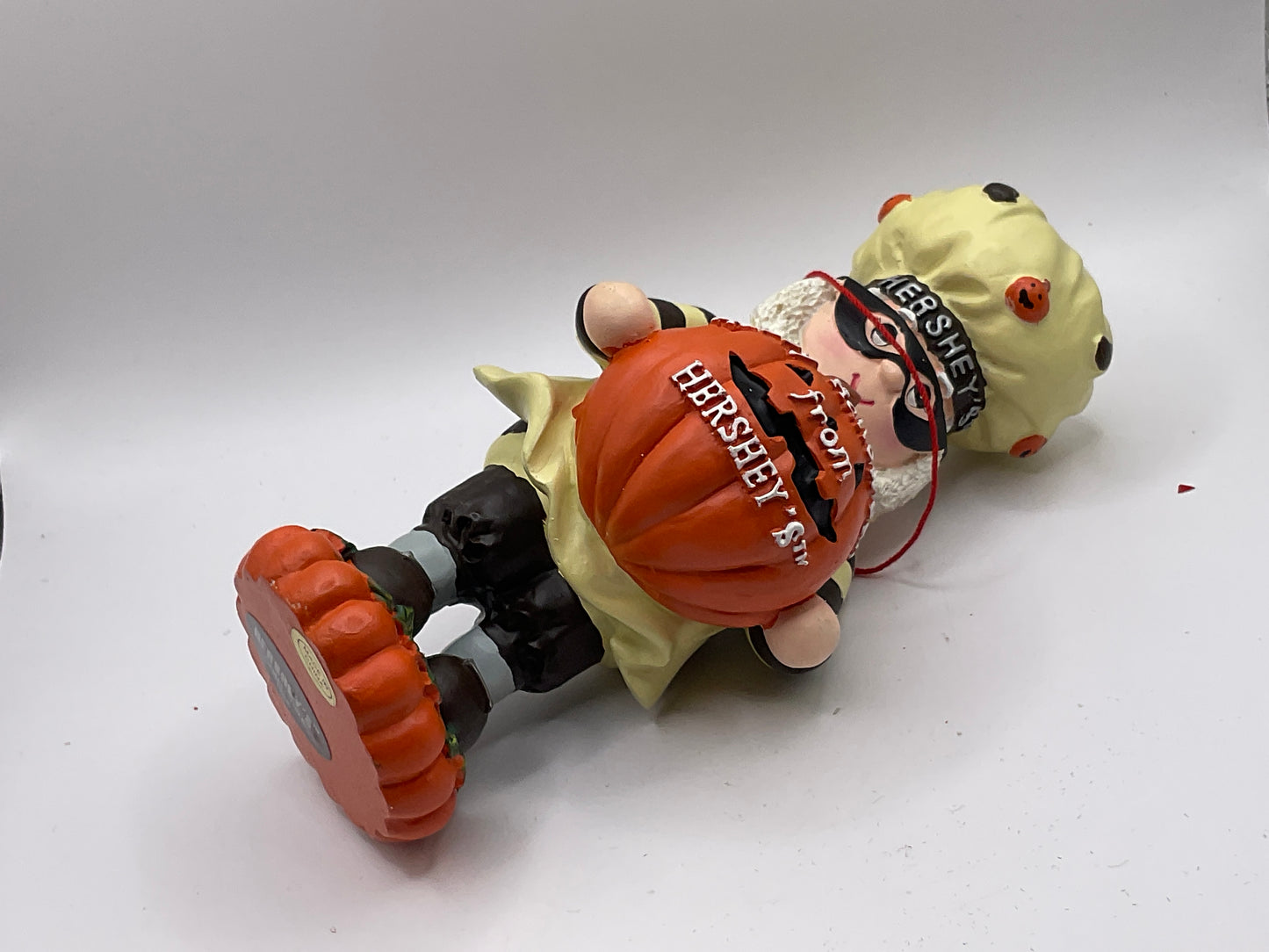 Hershey's World Collectible 1998 Happy Halloween Baker Elf Kurt Adler 1998