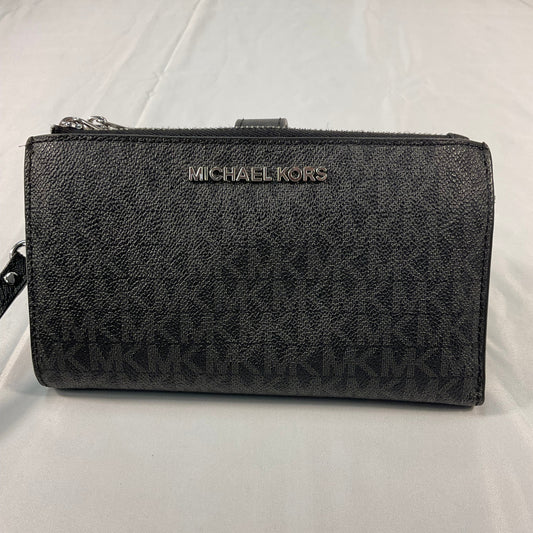 Michael Kors Signature Logo Double Sided Black Leather Zipper Clutch Wallet Carrier