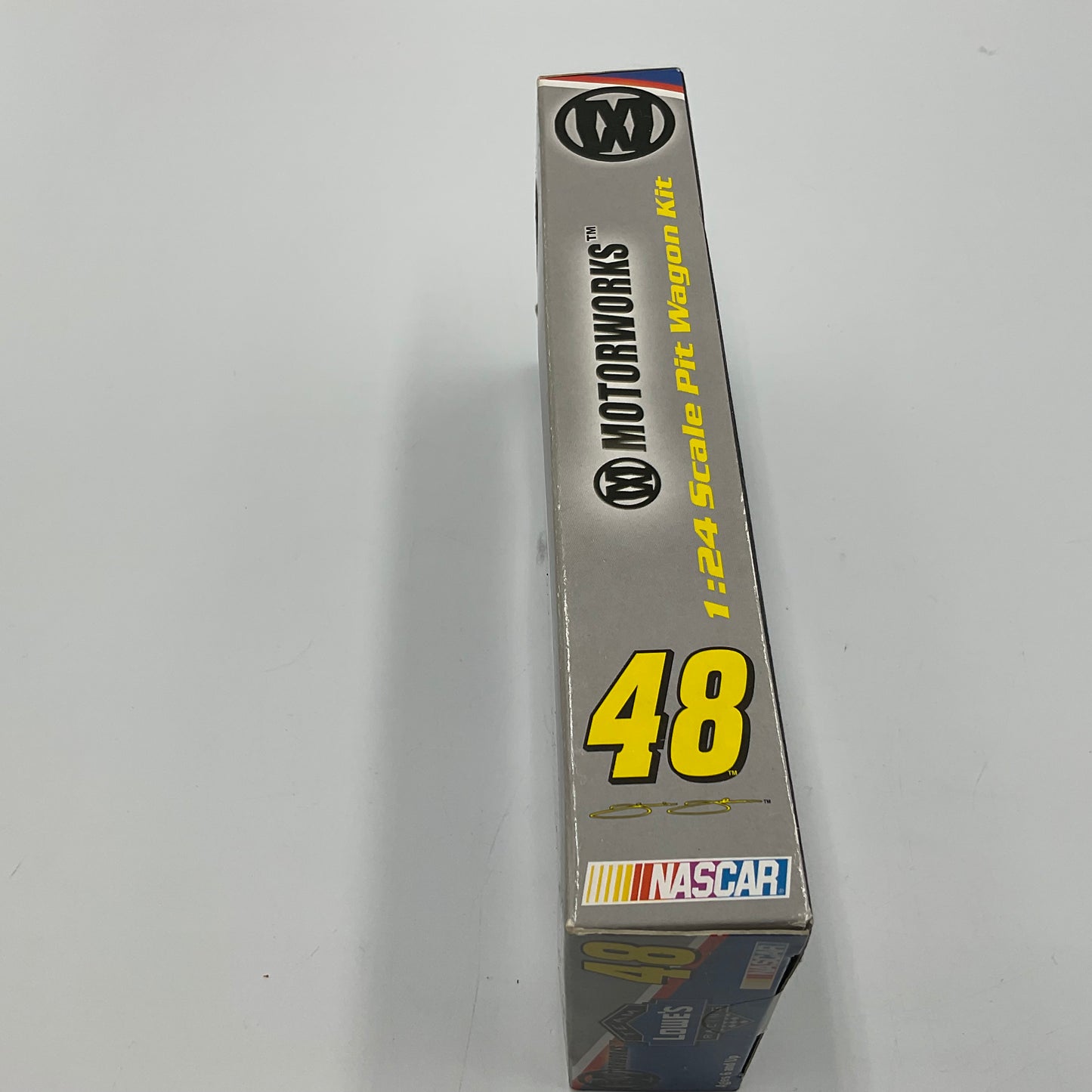 NASCAR Motorworks 1:24 Scale Pit Wagon #48 Jimmie Johnson Unopened