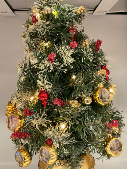 Thomas Kincaid Illuminated Musical Snow Globe Tabletop Christmas Tree