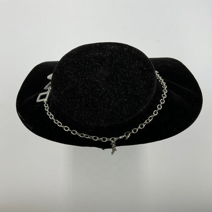 Square and Circle Design Necklace