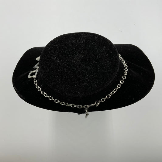 Square and Circle Design Necklace