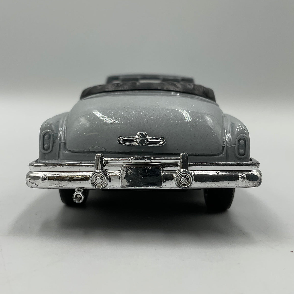 New-Ray 1955 1:43 Scale Vintage Cadillac Eldorado Convertible Die-Cast Scale Model Replica Car