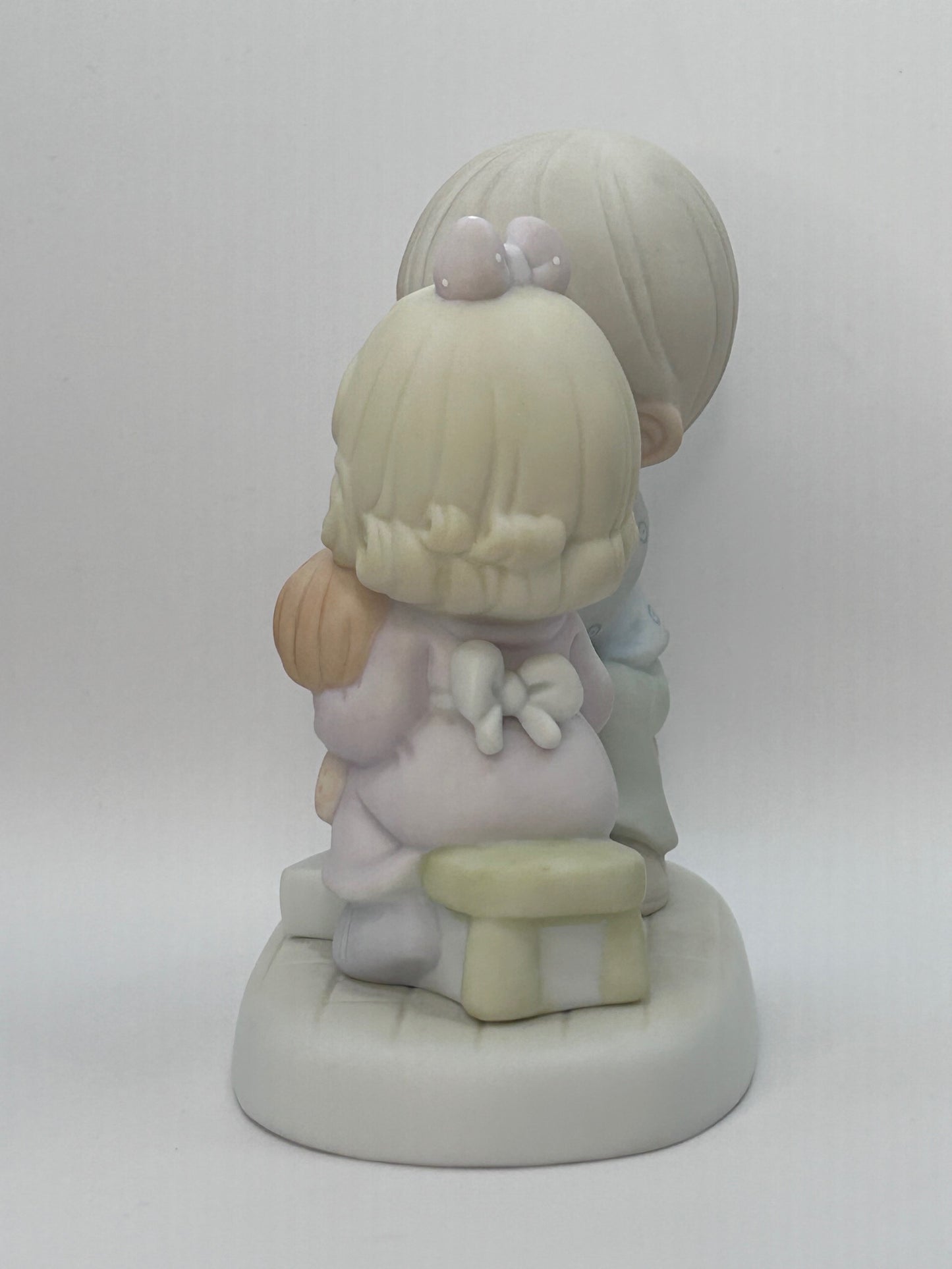 Precious Moments Vintage 1996 You Are Always There For Me Figurine Orig Box