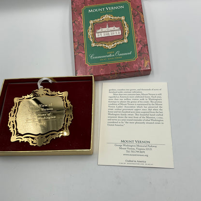 2001 Commemorative Ornament West View Mount Vernon in Box