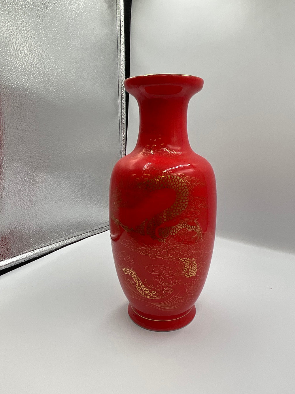 Dragon Vase Gold Gilded Red Glaze Shangcheng Reikin Tai Hwa Pottery