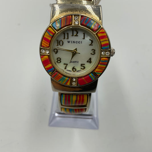 Wincci Multi Color Face Two Tone Band Women's Bracelet Watch