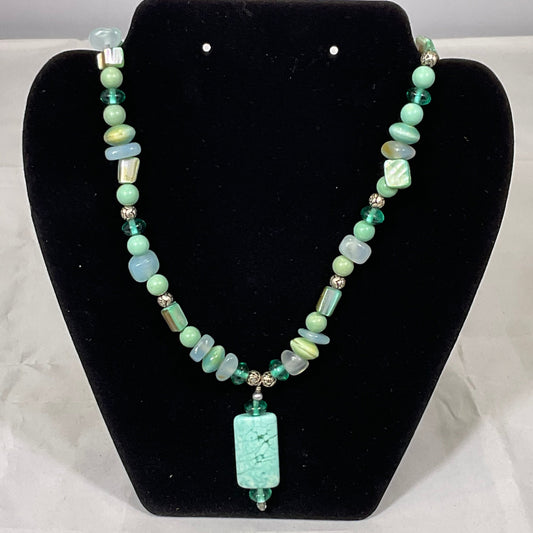 Turquoise Teal Stone Beaded Fashion Necklace