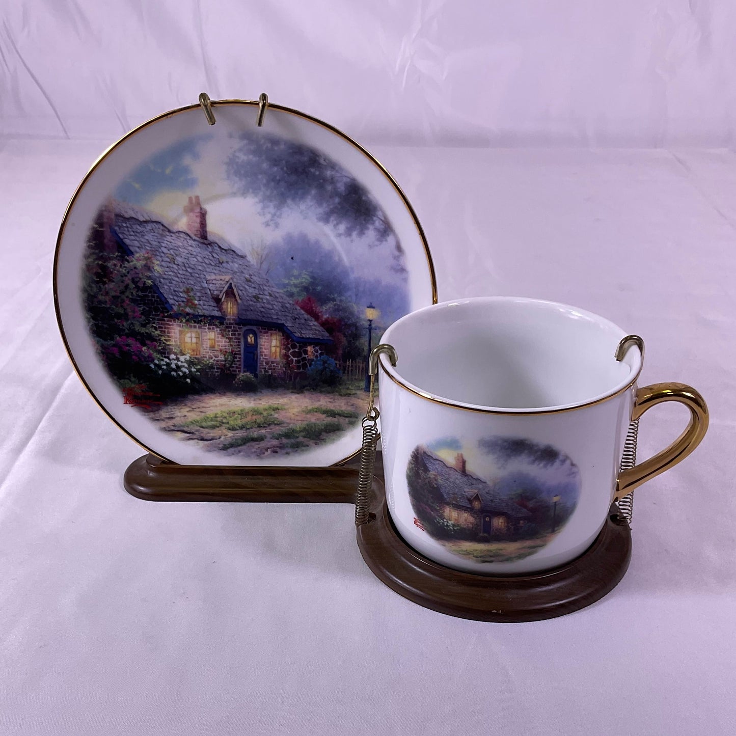 Thomas Kinkade Moonlight Cottage Teacup Display Set Teleflora Gifts