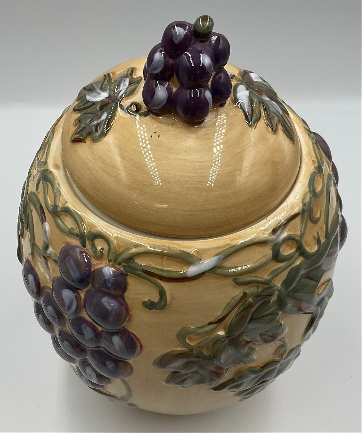 Noble Excellence Meritage Grape Vine Ceramic Covered Canister Jar