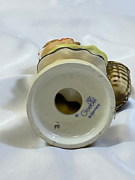 Goebel Hummel "Sister" Figurine Vintage 1962 #98/2/0 Girl with Basket and Flowers Porcelain Figurine