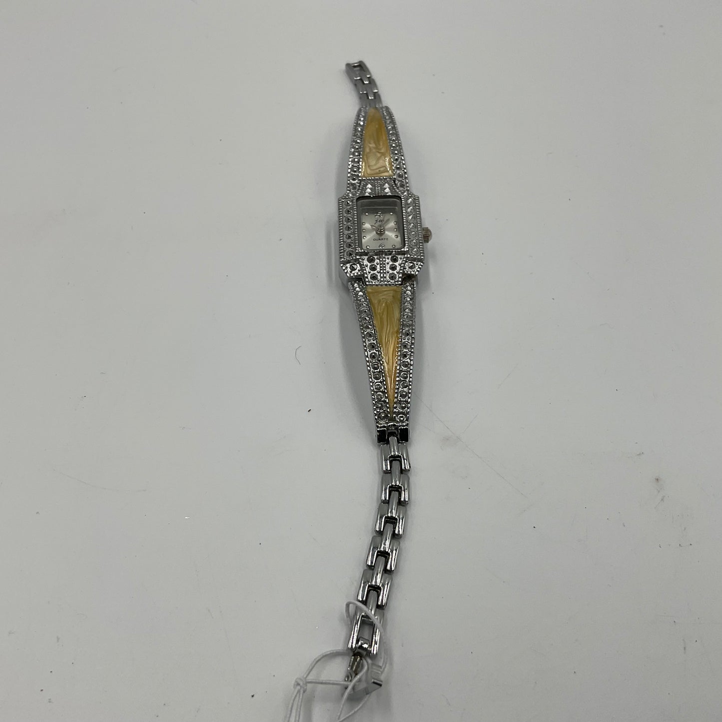 JW Brand Ladies Bracelet Watch New Battery