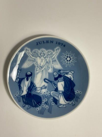 Julen Porsgrund Vintage 1974 The Shepherds Plate With Original Box