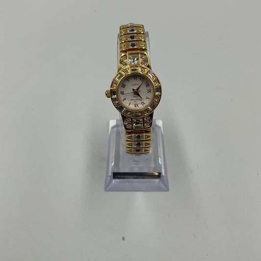 Main Line B588 Princess Cut Crystal Gold Bracelet Band White Face Watch New Battery