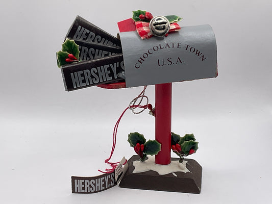 Hershey's Vintage 1985 Chocolate Town U.S.A Mailbox Christmas Holiday Decor