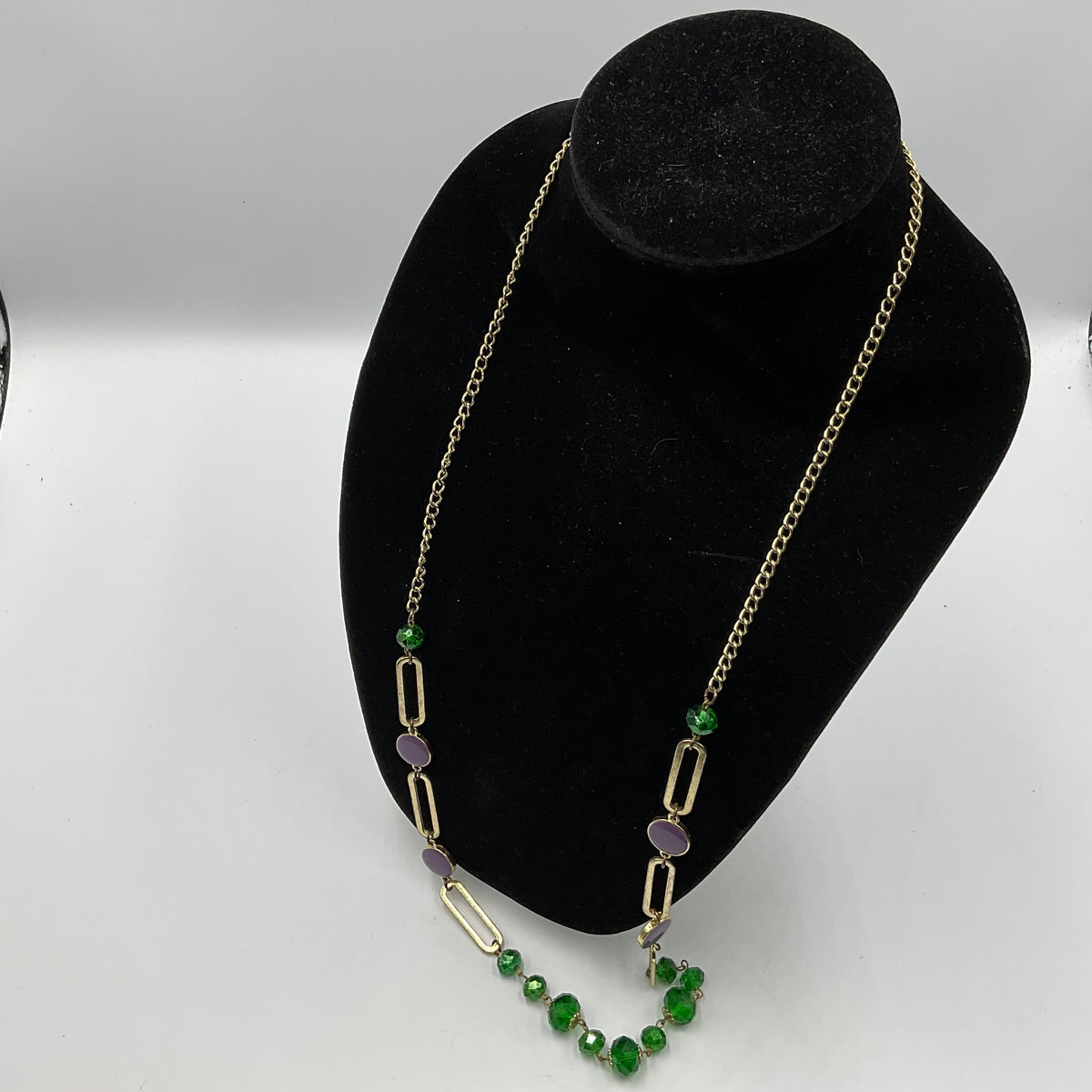 Emerald Green and Amythyst Color Goldtone Necklace Fashion Jewelry
