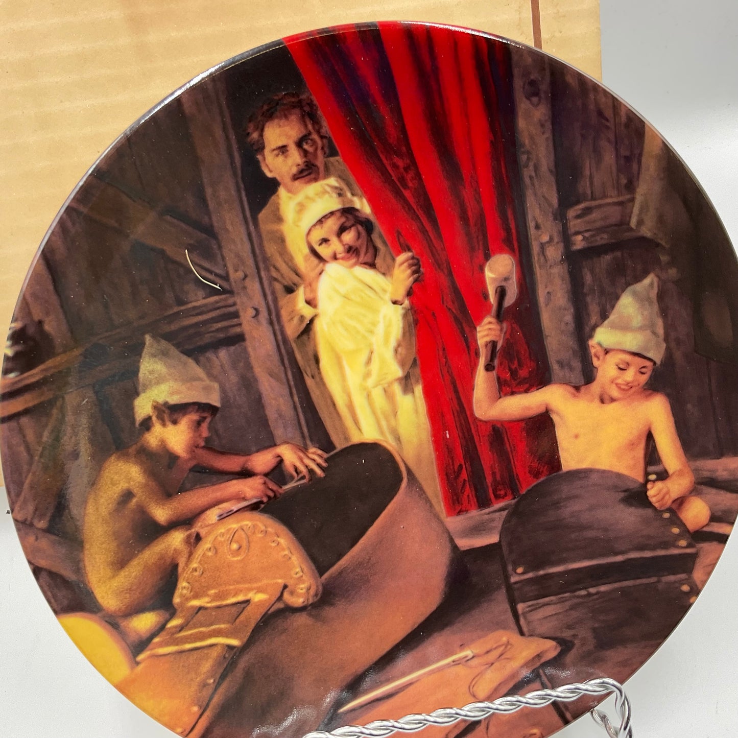 Ready JB Konigszelt Bayern's The Shoemaker and the Elves Collector's Plate