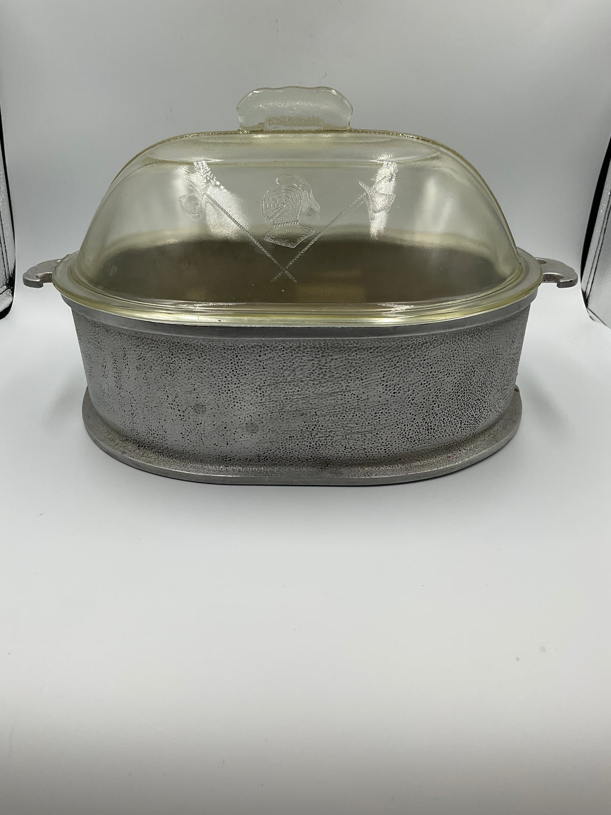 Vintage Guardian Service Hammered Oval Roaster Pan Glass Dome Lid