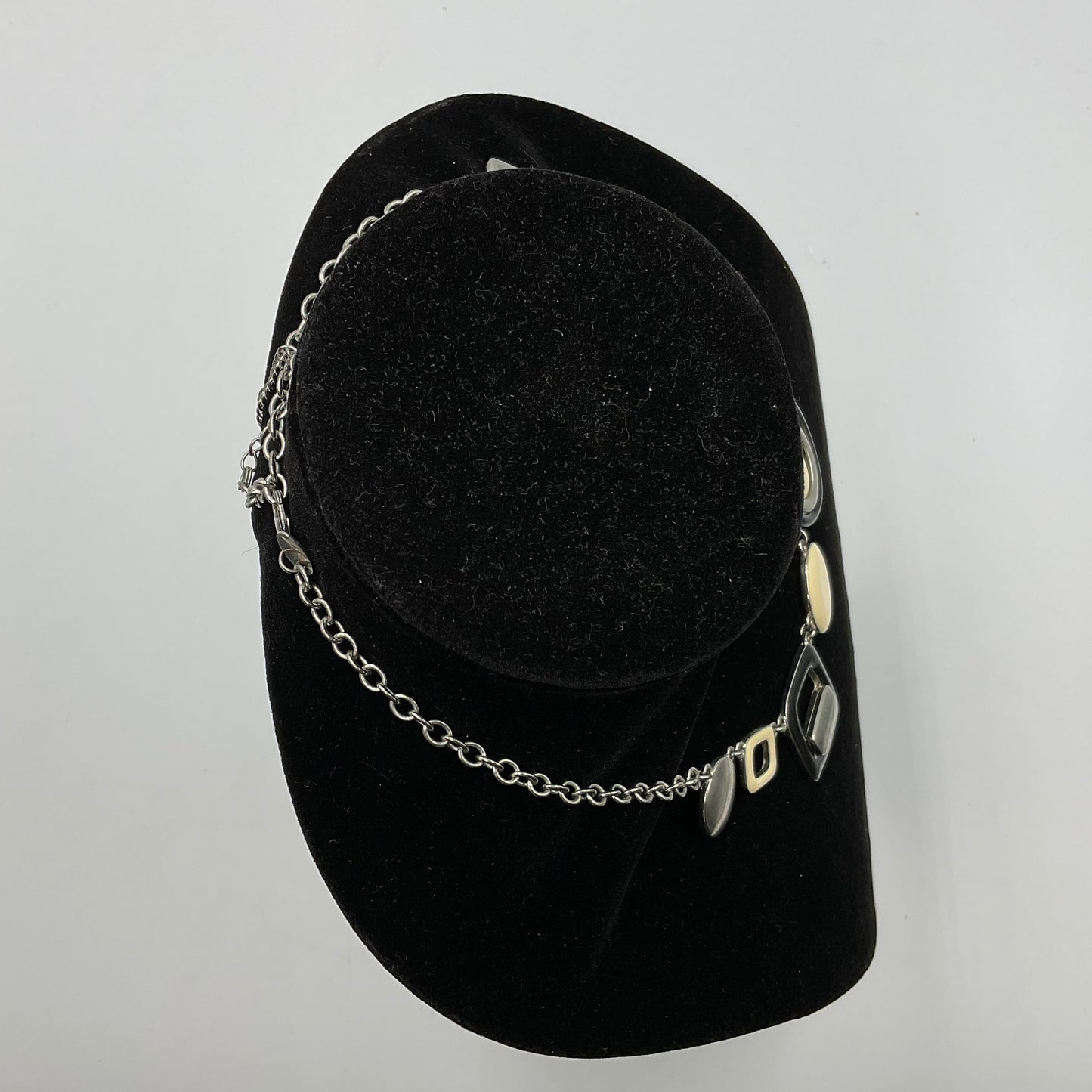 Square and Circle Design Necklace