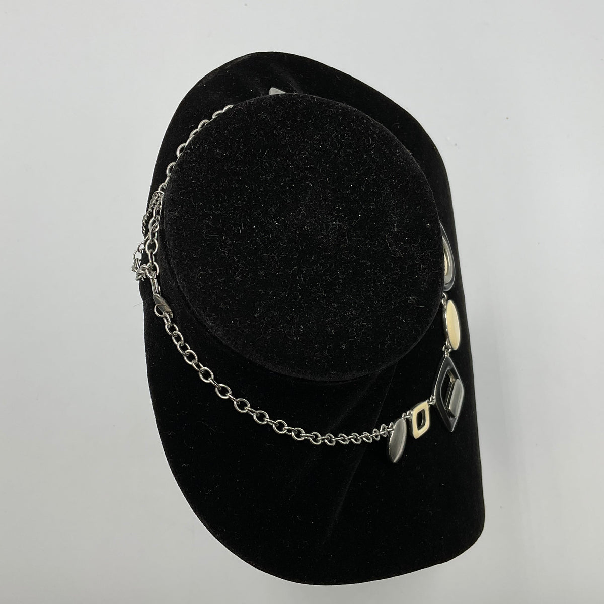Square and Circle Design Necklace