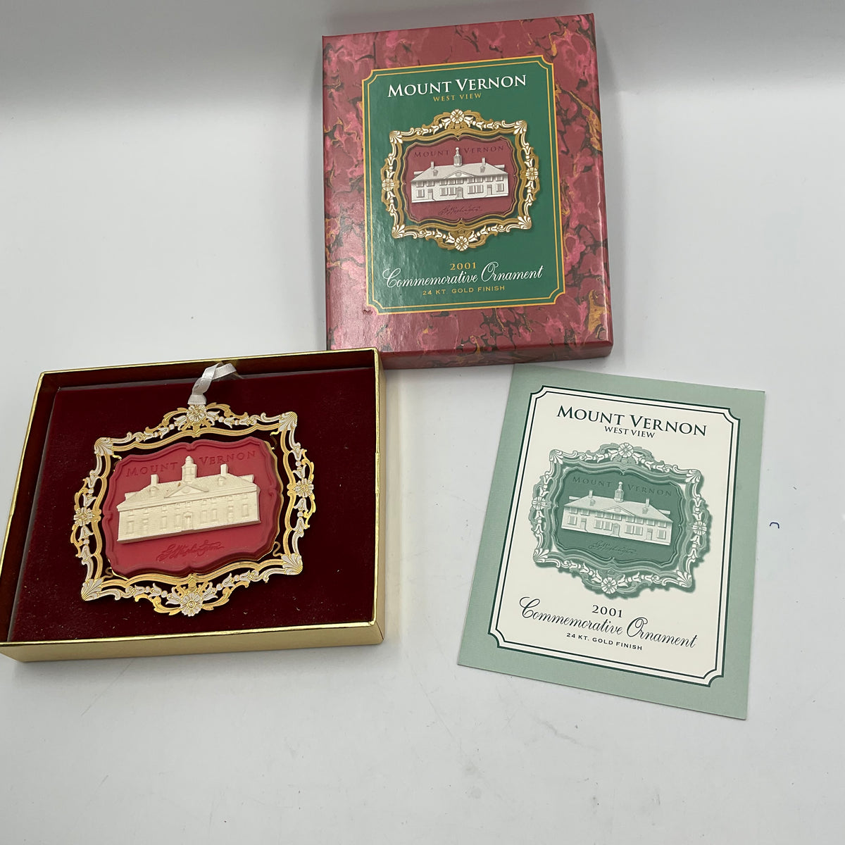 2001 Commemorative Ornament West View Mount Vernon in Box