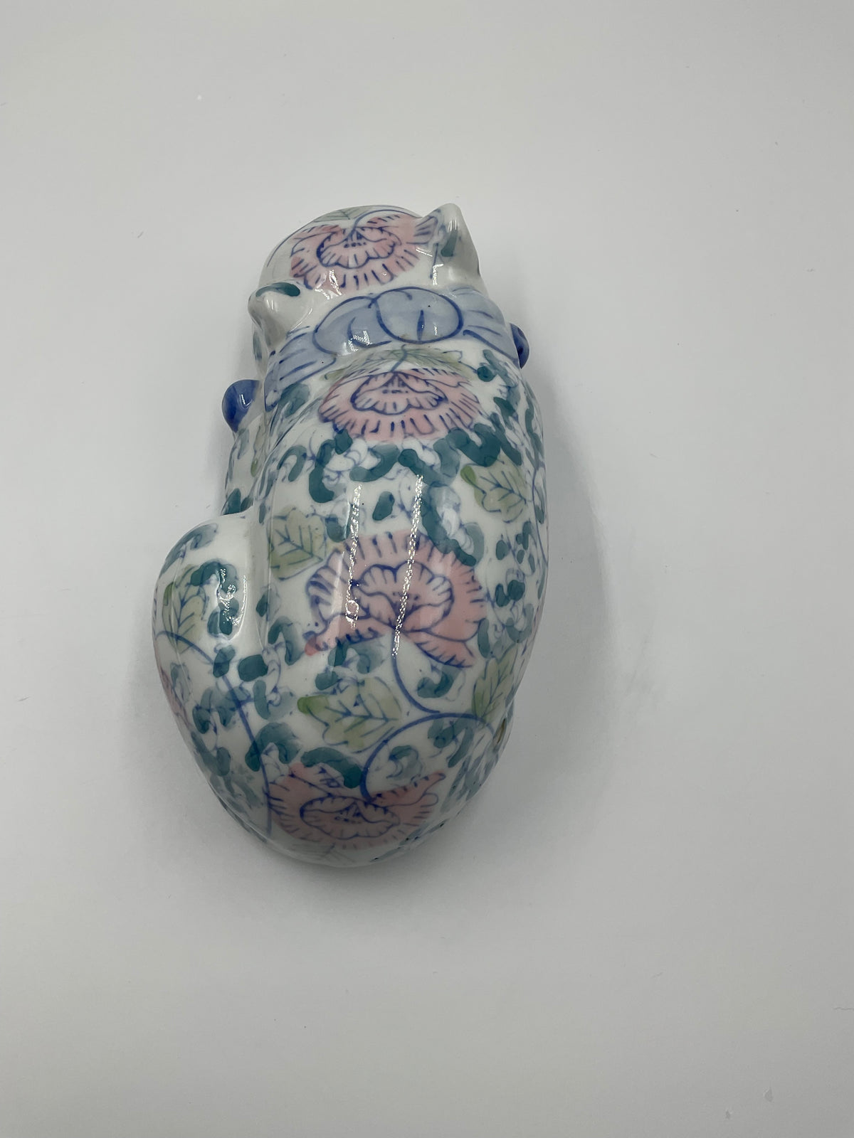 Vintage porcelain cat figurine