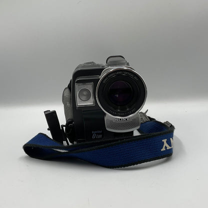 Ready NK Sony Handycam Vision CCD-TRV58 Untested Video Recorder