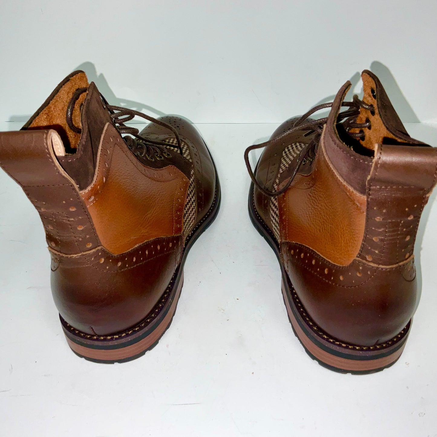 Stacy Adams Men's Finnegan Wingtip Lace Up Boot Size 10